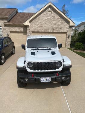 2024 Jeep Gladiator Rubicon X
