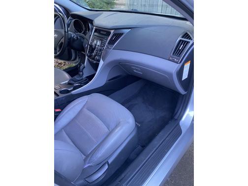 2012 Hyundai SONATA Hybrid Base