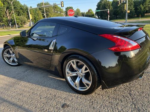 Black 2012 Nissan 370Z Touring
