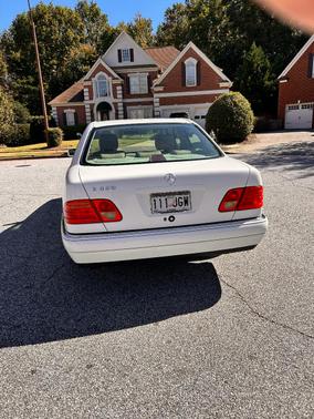 White 1997 Mercedes-Benz E-Class E420