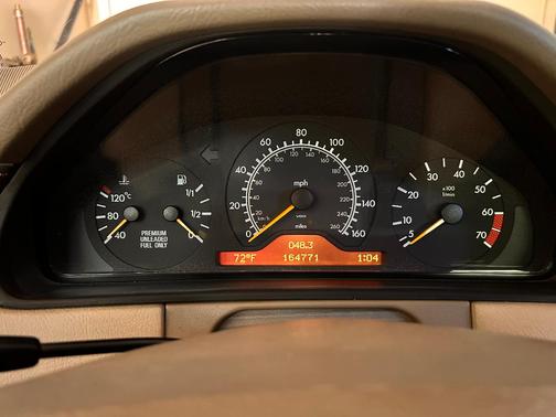 White 1997 Mercedes-Benz E-Class E420