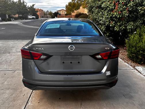 Gray 2022 Nissan Altima 2.5 SV