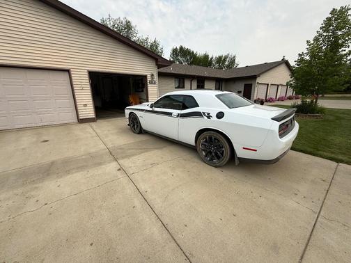 White 2022 Dodge Challenger R/T