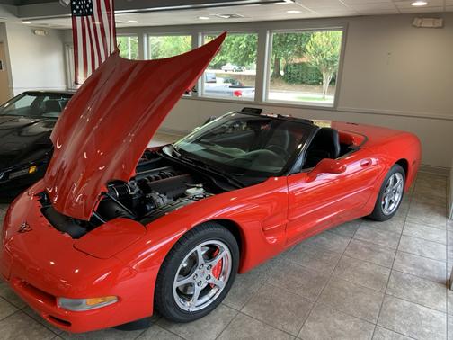 2001 Chevrolet Corvette Base