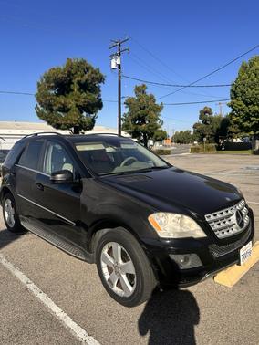 Black 2011 Mercedes-Benz M-Class ML 350
