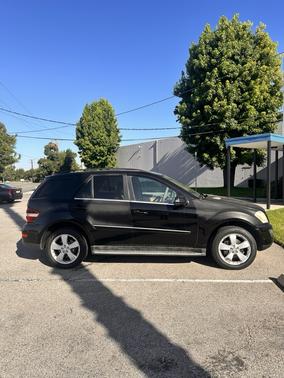 Black 2011 Mercedes-Benz M-Class ML 350