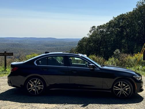 2020 BMW 330 i xDrive