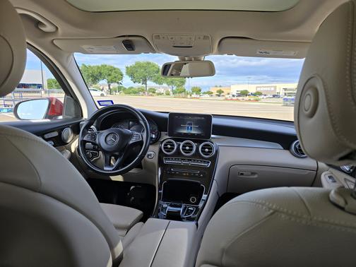 2016 Mercedes-Benz GLC 300 4MATIC