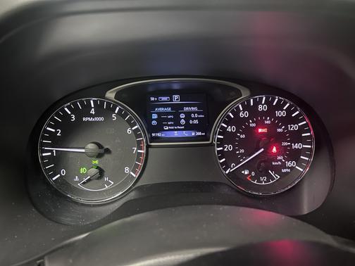 Gray 2017 Nissan Pathfinder Platinum