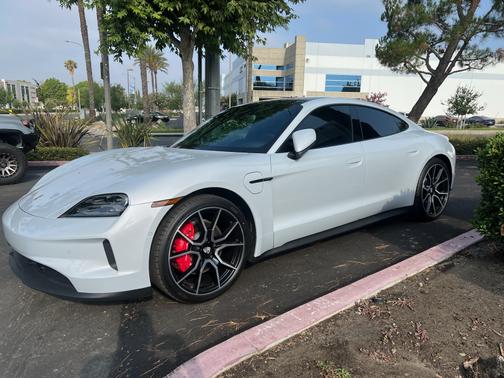 2025 Porsche Taycan 4S