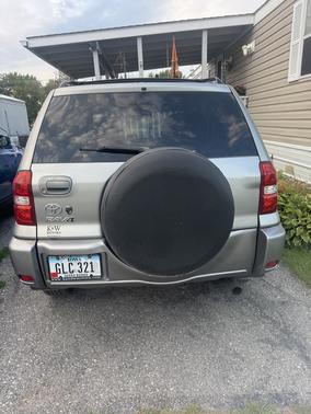 2004 Toyota RAV4 Base