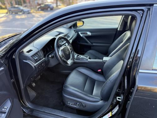 2012 Lexus CT 200h Premium