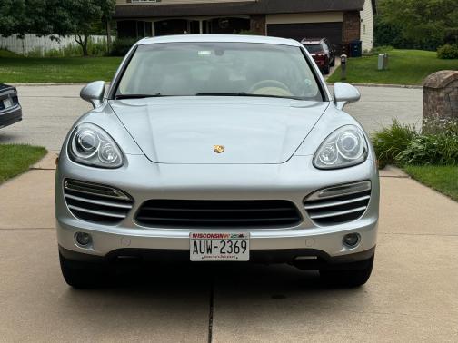 2011 Porsche Cayenne Base