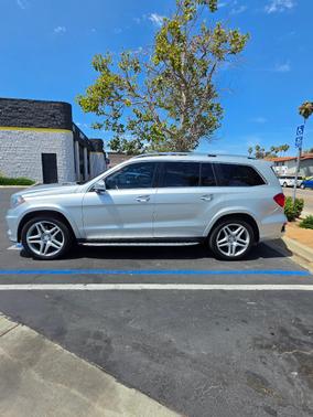 Silver 2015 Mercedes-Benz GL-Class GL 550 4MATIC