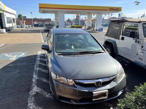 Photo 4 of 7 of 2010 Honda Civic Hybrid Base