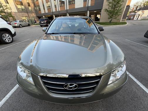 Gray 2010 Hyundai SONATA GLS