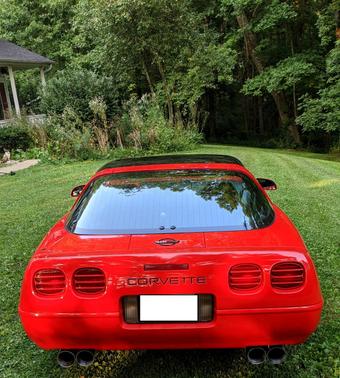 Red 1995 Chevrolet Corvette Base