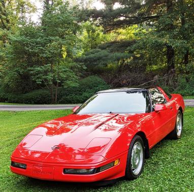 Red 1995 Chevrolet Corvette Base