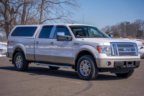 White 2010 Ford F-150 Lariat SuperCrew