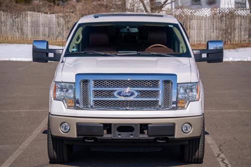 White 2010 Ford F-150 Lariat SuperCrew