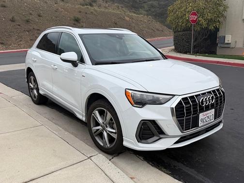 2020 Audi Q3 45 S line Premium