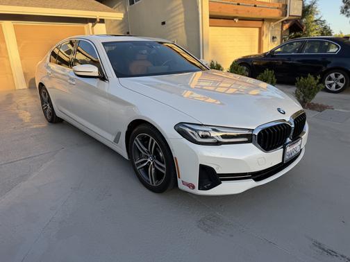 White 2021 BMW 530e Base