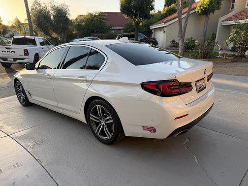 White 2021 BMW 530e Base
