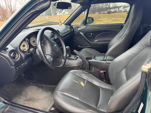 2003 Mazda MX-5 Miata LS