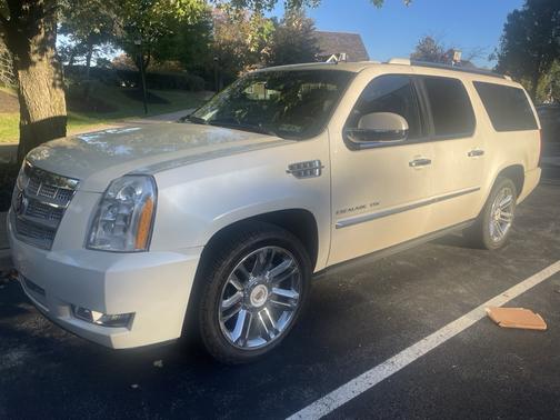 2012 Cadillac Escalade ESV Platinum Edition