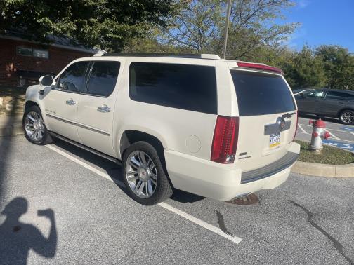 2012 Cadillac Escalade ESV Platinum Edition