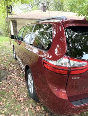 2020 Toyota Sienna LE