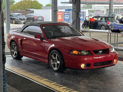 2004 Ford Mustang SVT Cobra