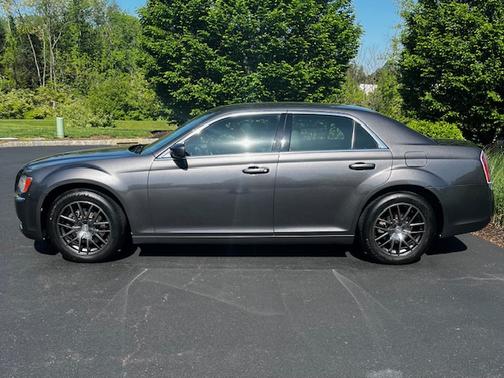 2014 Chrysler 300 Base