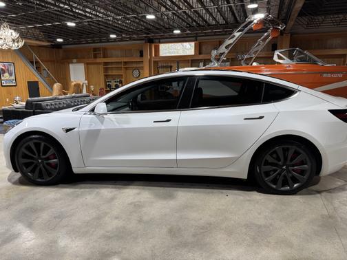 2018 Tesla Model 3 Long Range