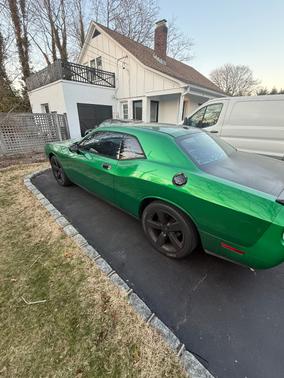 Black 2009 Dodge Challenger R/T