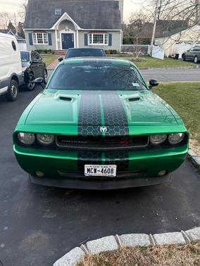 Black 2009 Dodge Challenger R/T