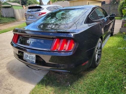2017 Ford Mustang GT