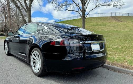 Black 2016 Tesla Model S 75D