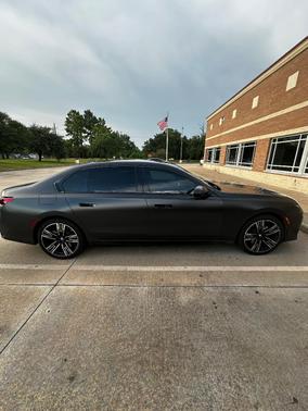Gray 2023 BMW 760 i xDrive
