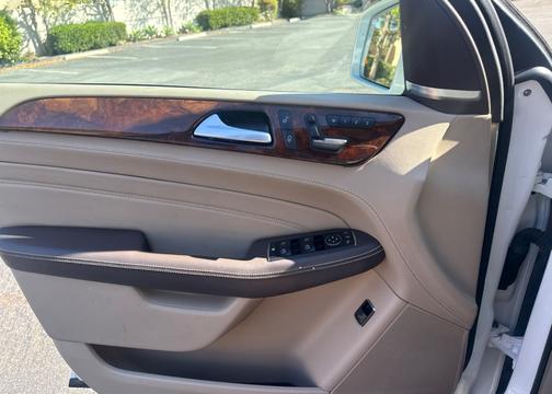 2014 Mercedes-Benz M-Class ML 550 4MATIC