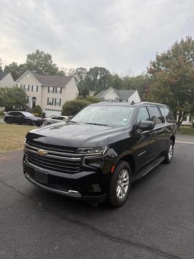 2023 Chevrolet Suburban LT