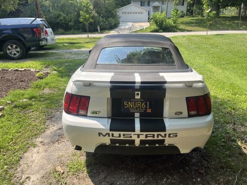 2001 Ford Mustang GT