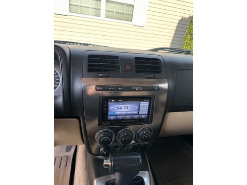 2006 Hummer H3 Base
