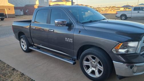2018 RAM 1500 SLT