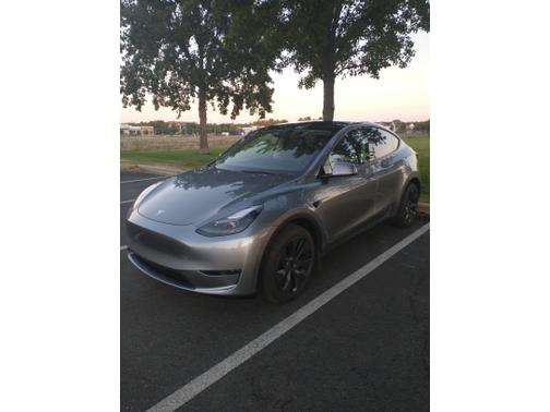 2025 Tesla Model Y Long Range RWD