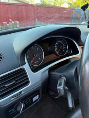 Black 2013 Volkswagen Touareg TDI Lux