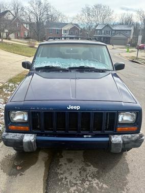 2000 Jeep Cherokee Sport 4WD
