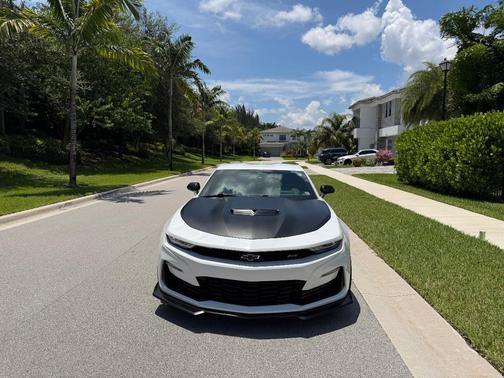 White 2023 Chevrolet Camaro 1SS