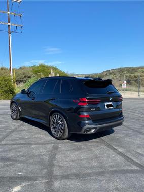 Black 2026 BMW X5 xDrive40i