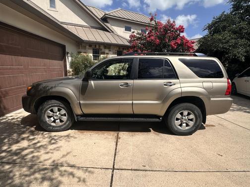 Gold 2007 Toyota 4Runner SR5